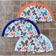 wachlarz hiszpański MOTYLKI 23 cm - NOWOŚĆ - y_wachlarze1663_pelne_nadruk_kolorowe_motyle_23cm_3_kolory.jpg